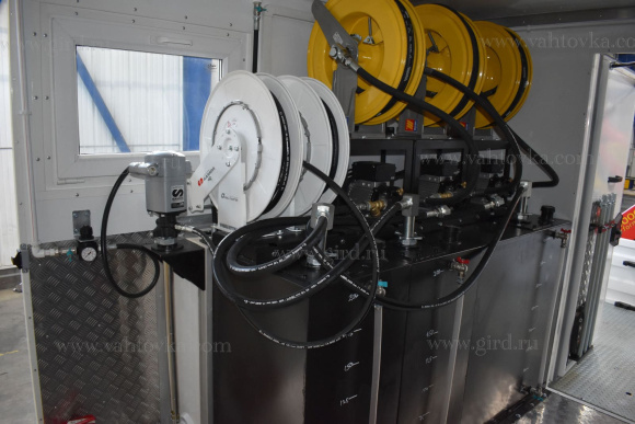 Маслостанция Камаз 43118-23027-50 с КМУ РК 10000А 6