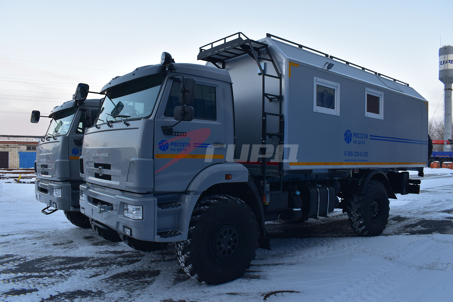 2 передвижные мастерские на шасси  КАМАЗ 43502