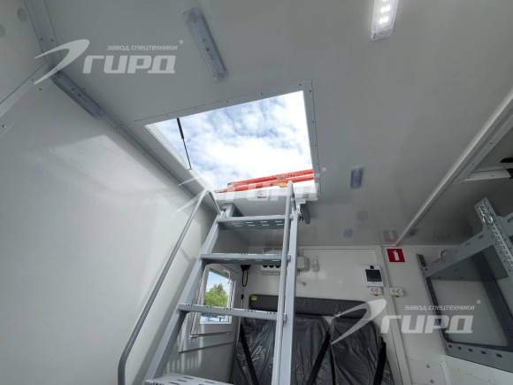 Подъемник ножничный поворотный ПНП 8.5 на шасси КАМАЗ 4308 6