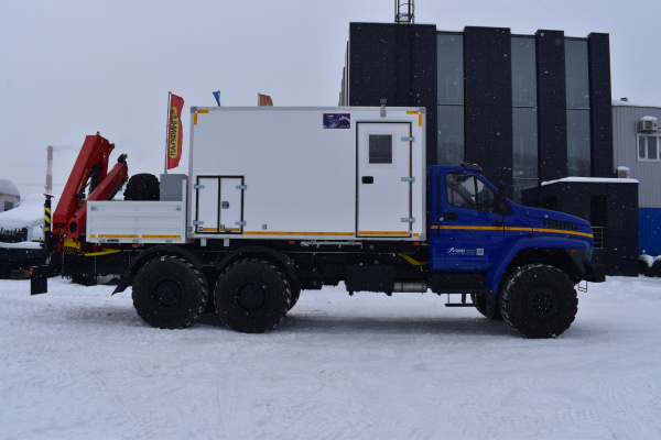 Маслостанция с КМУ ИМ 95 на шасси Урал 4320-46952-72 Е5Г38 2
