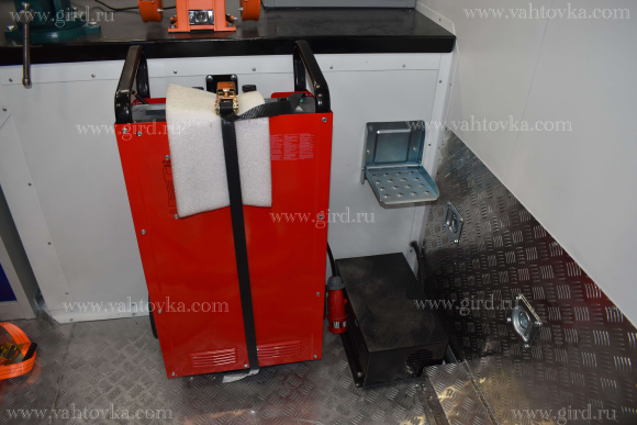 Мастерская с КМУ ИНМАН ИМ 95  на шасси Урал 4320-1912-40М 4