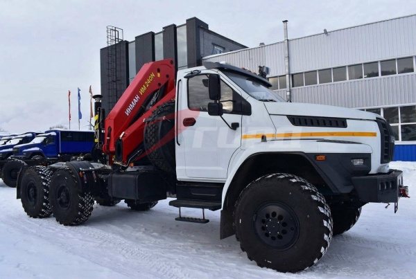 Седельный тягач с КМУ ИМ 240 N на шасси УРАЛ NEXT 4320-6952