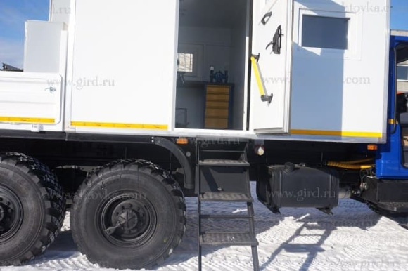 АРОК Урал Next 4320-6952-72 с КМУ PK 8500A 8