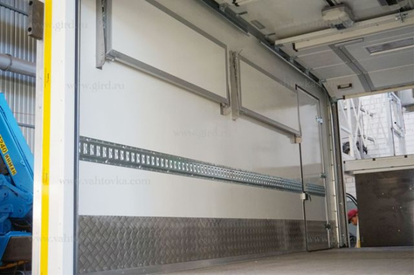 Автолифт на шасси Hyundai HD-78 8