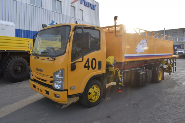 Автомобиль с подъемным кузовом АПК-10 на шасси ИСУЗУ NPR75L-M 2