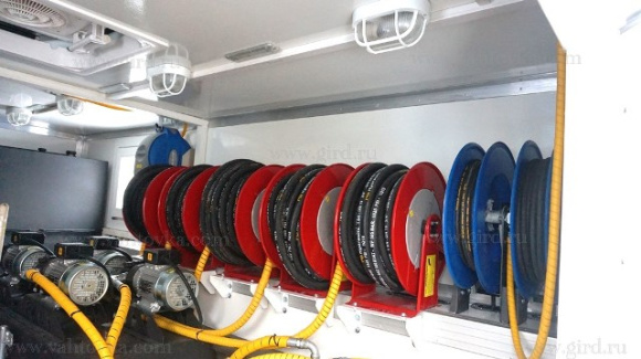 Маслостанция Урал 4320-4972-85 с КМУ ИМ-150N 9