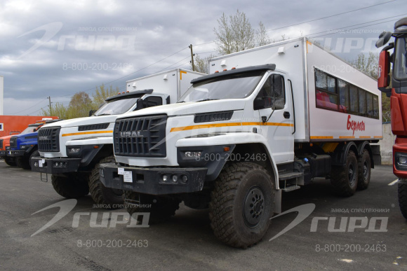 Берлога-вахтовый автобус на базе Урал 4320