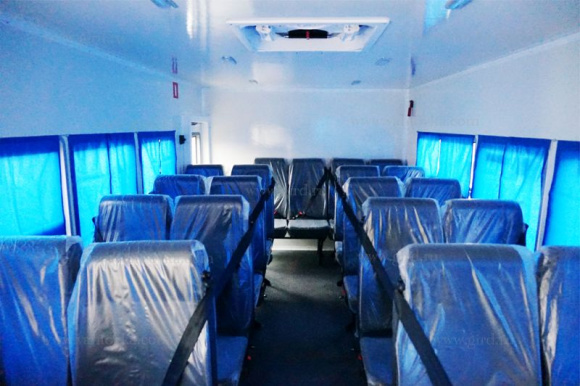 Вахтовый автобус КамАЗ 43118-3027-50 с КМУ ИМ-150 (22 места) 6