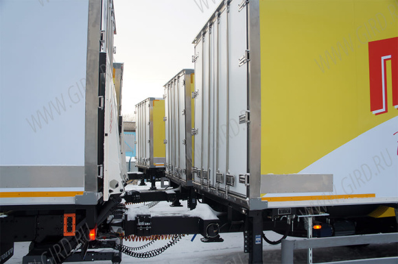 Автопоезд Volvo FM 6х2 3