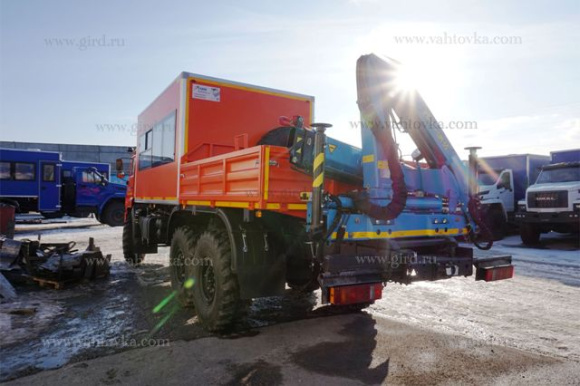 Автобус вахтовый КамАЗ 43118-3027-46 с КМУ ИМ-55 3