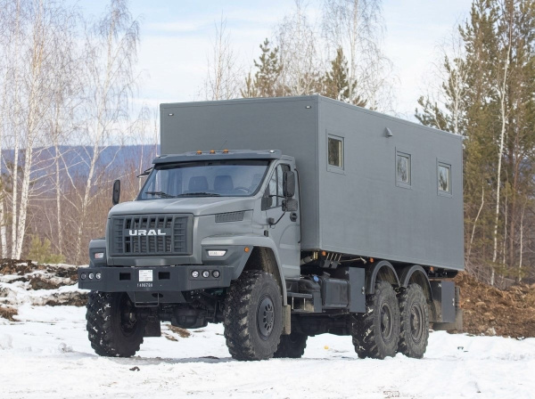 Передвижной стоматологический кабинет на шасси УРАЛ NEXT 4