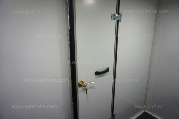 Вахтовый автобус Урал 4320, 18 мест, с багажным отсеком 10