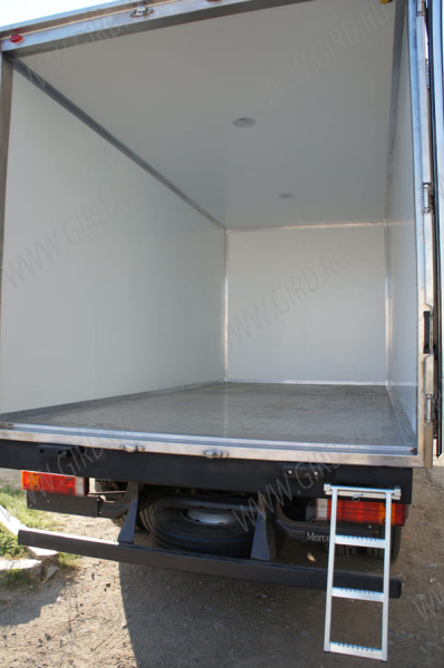 Atego 1218L Изотермический фургон 4