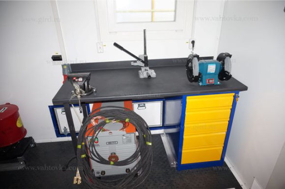 АРОК на шасси Урал 4320 (метан) с КМУ РК 8500А 5