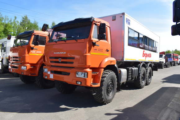 Вахтовый автобус Берлога 28 мест на шасси Камаз 43118-50