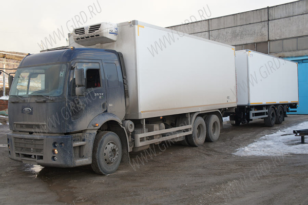 Ford Cargo изотермический фургон 1