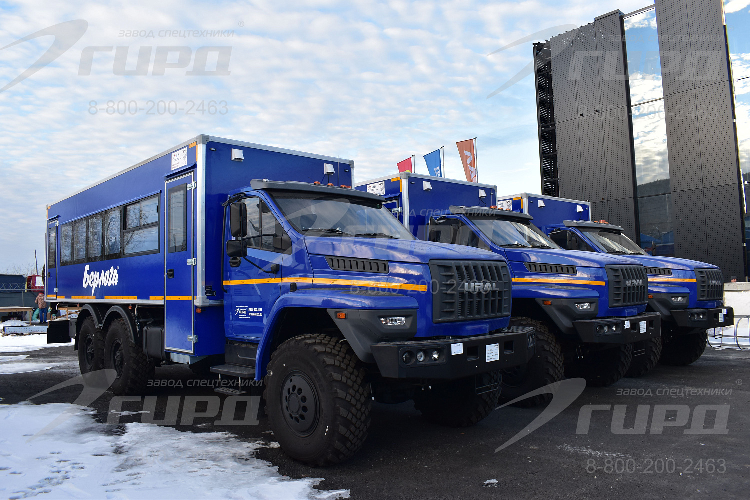 Пять автобусов Берлога для Норильска
