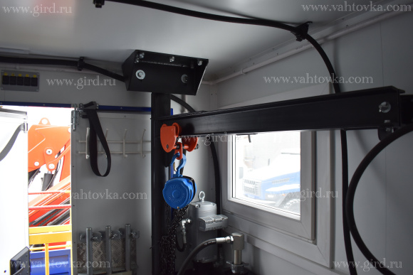 ПАРМ с КМУ ИНМАН ИМ 95 с люлькой на шасси Урал 4320-4972-80Е5 6