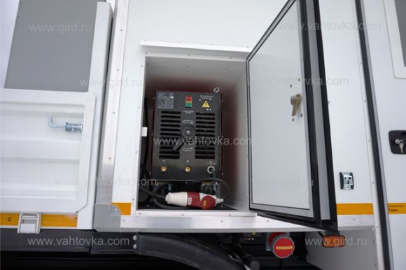 АРОК Урал 4320-1112-71 с КМУ ИМ-77 4