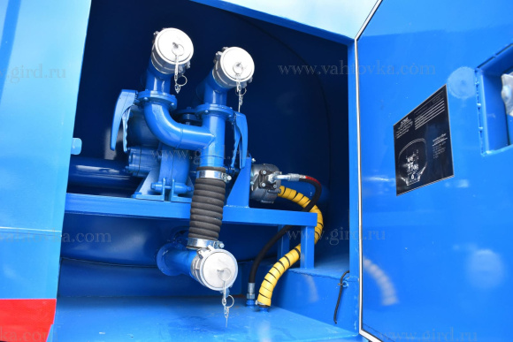 Автоцистерна для воды АЦПТ-10 на шасси Урал 4320 4