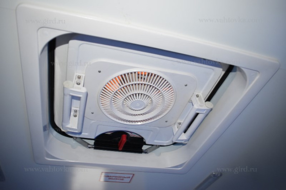 Вахтовый автобус на шасси КамАЗ 6522 8