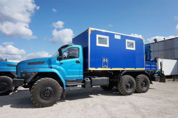 Маслостанция Урал Next 4320-6952-72Г38 с КМУ ИМ-50