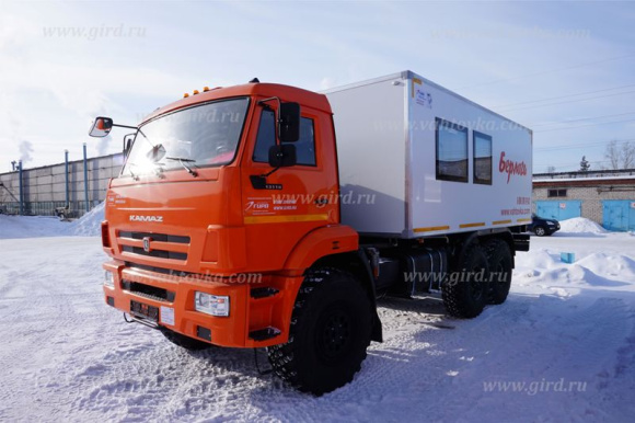 Вахтовый автобус "Берлога" КамАЗ 43118, 10 мест, с грузовым отсеком 2