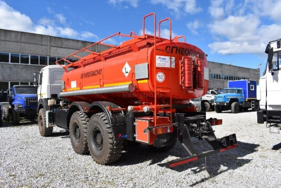 АТЗ-12 на шасси МАЗ 4