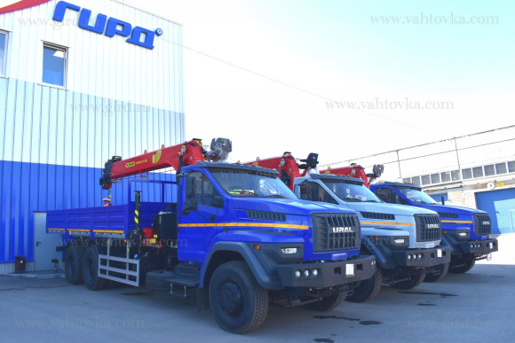 Бортовой автомобиль Урал 73945-6921-01М36 с кму ИТ-150
