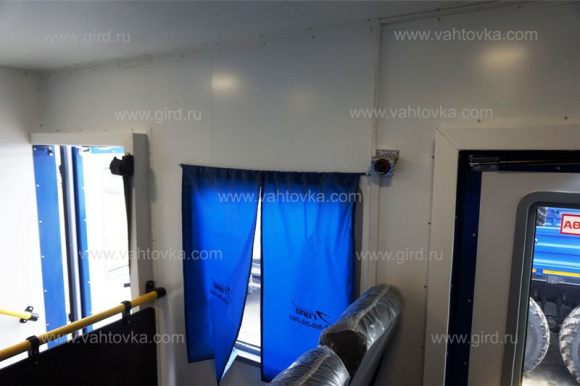 Вахтовый автобус Урал Next с КМУ ИМ-25 7