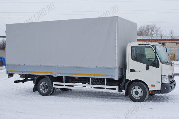 Hino 300 тент с распашными дверями 2