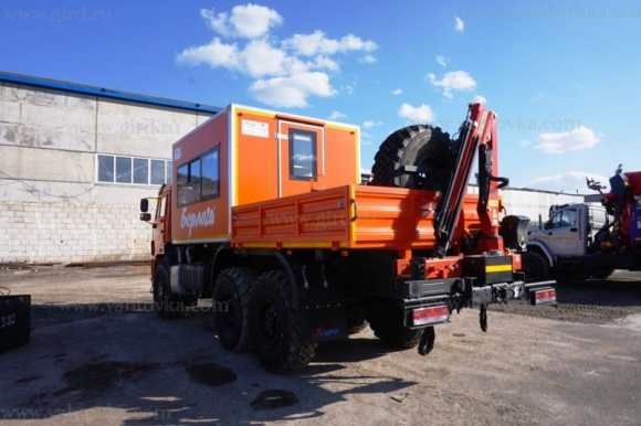 Вахтовый автобус КамАЗ 43118-50 (10 мест) с КМУ РС3800 4