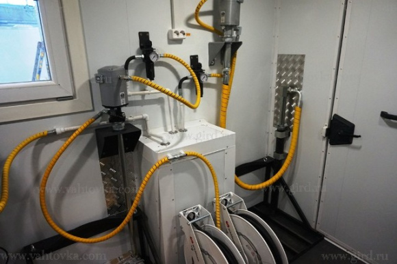 Маслостанция КамАЗ 43118-3027-50 с КМУ ИМ-150 8