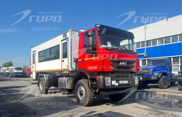 Вахтовый автобус на шасси AMT  1