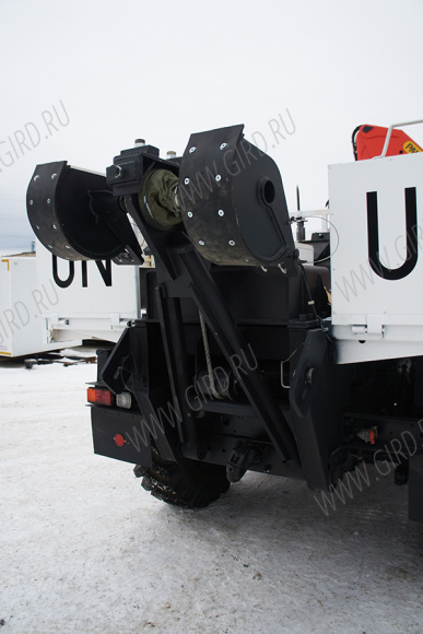 Эвакуатор Урал 4320 с КМУ Palfinger 15500 6