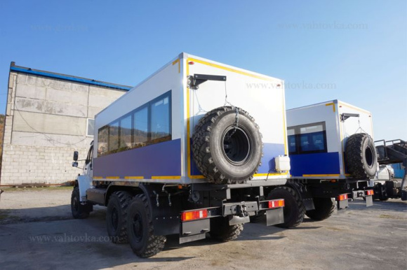 Вахтовый автобус на шасси Урал Next (метан), 20 мест 3