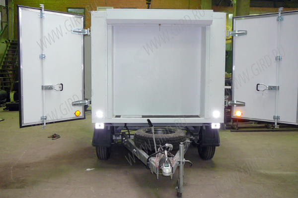 Изотермические фургоны на автомобильных прицепах Knott 1