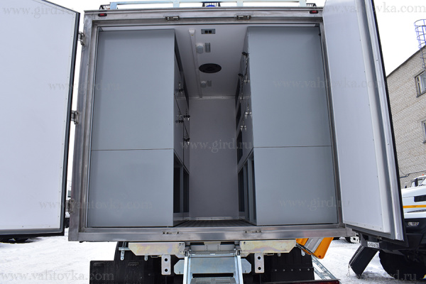 Специальный автомобиль МЧС на шасси Урал Next 4