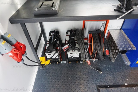 АРОК Урал Next 4320-6952-72Е5Г38 с КМУ PK 17.001 11