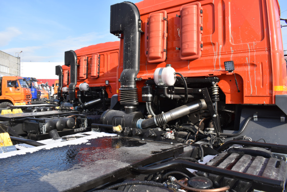 Седельный тягач Урал 35510