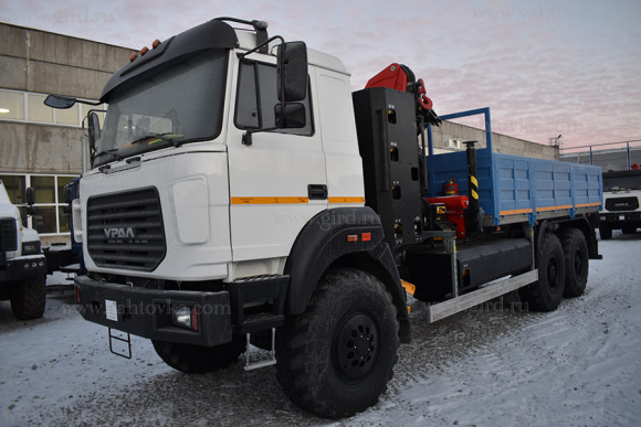 Бортовой автомобиль Урал 4320-4952-16И05Б30А36 с КМУ ИМ-150N 2