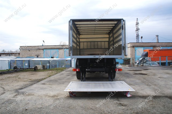 Iveco с КМУ ИМ-77 и гидробортом 6