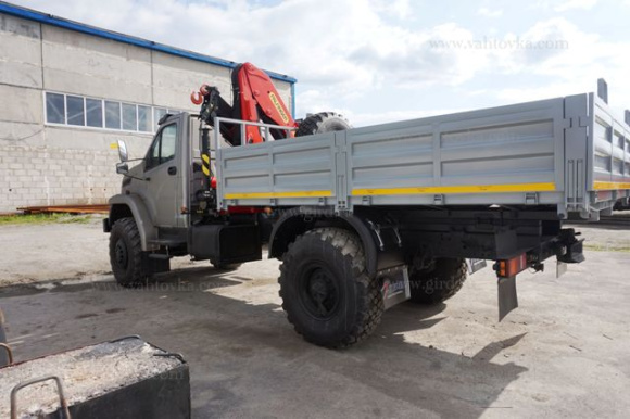 Бортовой автомобиль Урал Next 43206 с КМУ ИМ-150N 4