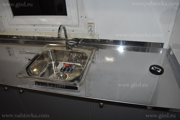 Лаборатория контроля качества сварных соединений на шасси Камаз 43118 Лаборатория контроля качества сварных соединений на шасси Камаз 43118