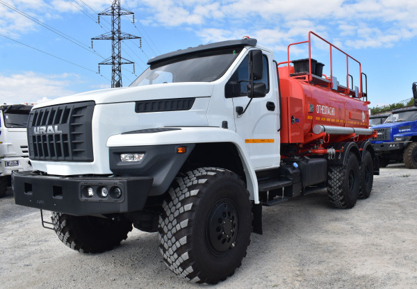 АТЗ-11 (2 отсека) на шасси Урал Next 4320-72Е5