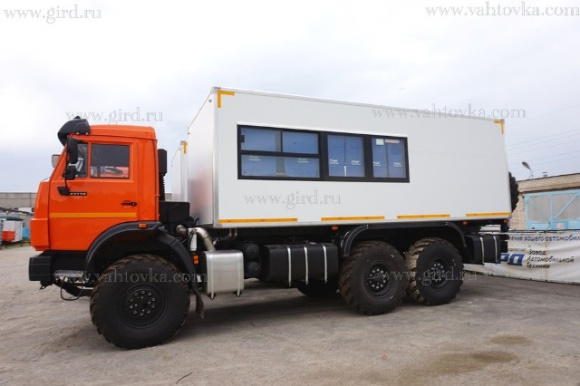 Вахтовый автобус КамАЗ 43118-3011-50 (10 мест) с грузовым отсеком 3
