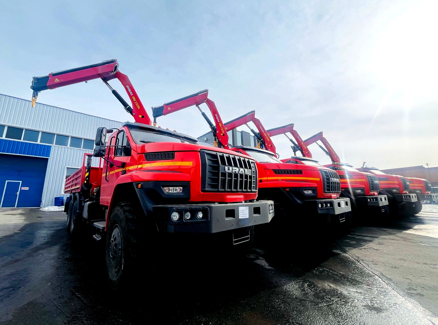 5 бортовых автомобилей на шасси УРАЛ НЕКСТ с КМУ ИМ 150 N 