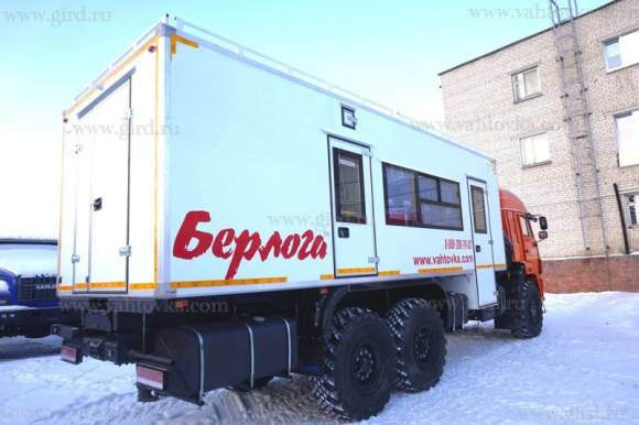 Вахтовый автобус КамАЗ 43118, 18 мест, багажный отсек 4