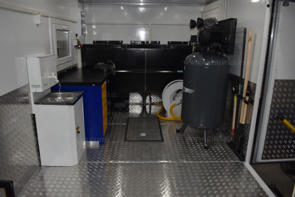 Маслораздаточный автомобиль Камаз 43118-50 5