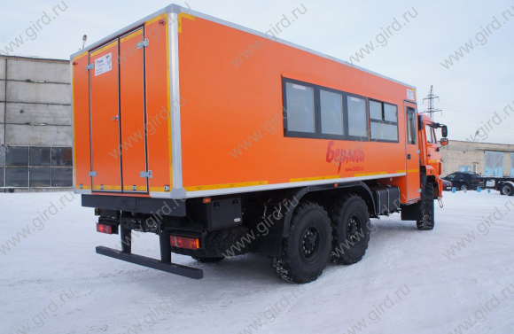 Вахтовый автобус 58498Е "Берлога" КамАЗ 43118 на 22 места с грузовым отсеком 10